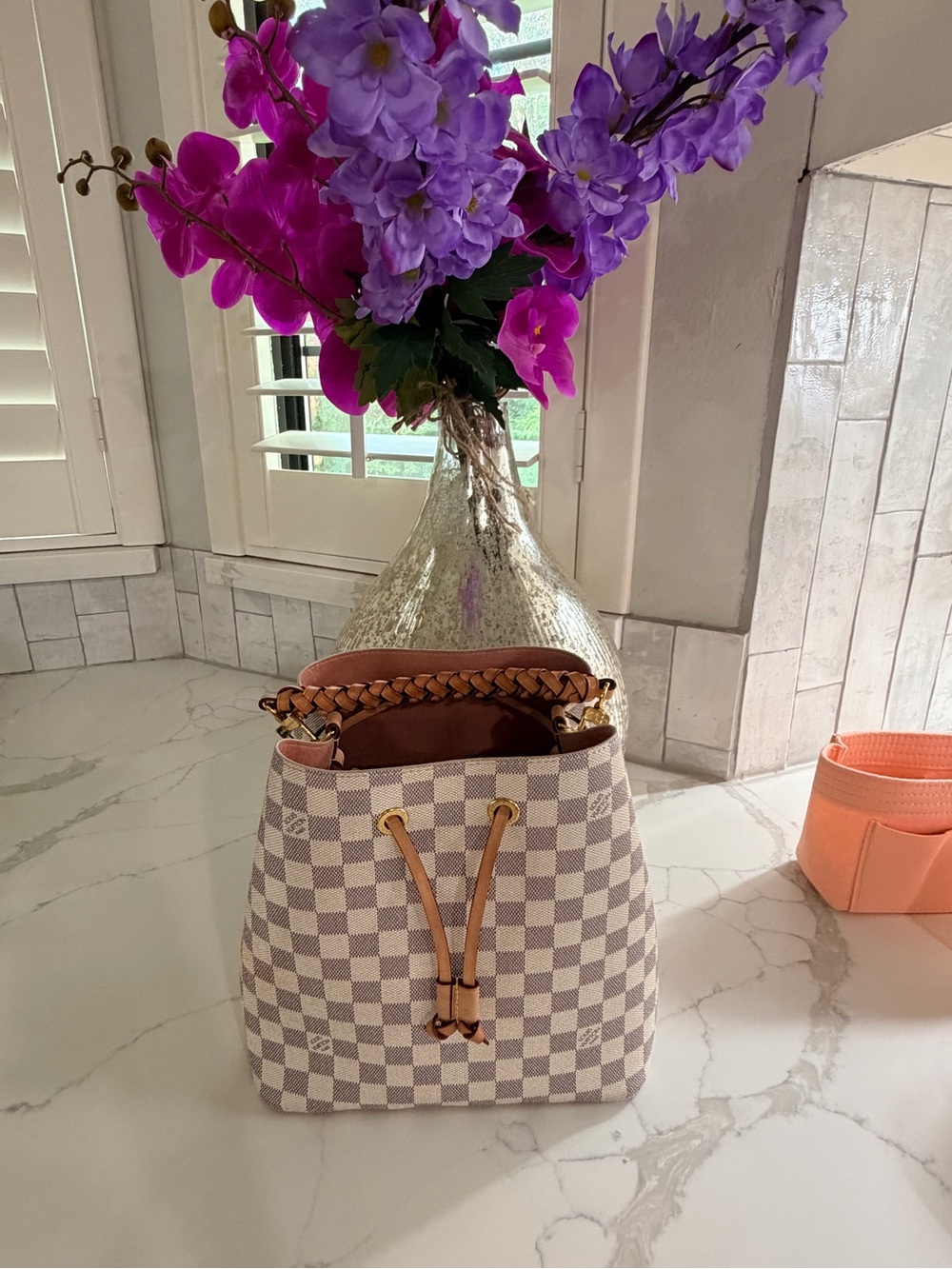 Damier Azur Neonoe MM Eau De Rose